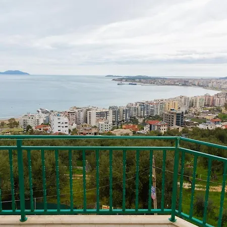 Martin 21 Vlorë