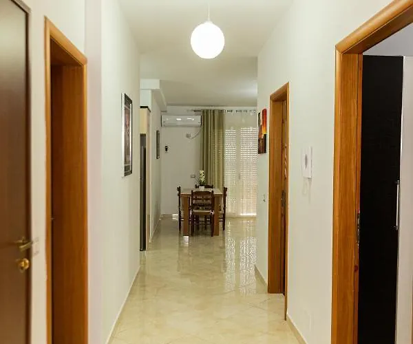 Martin 21 * Vlorë